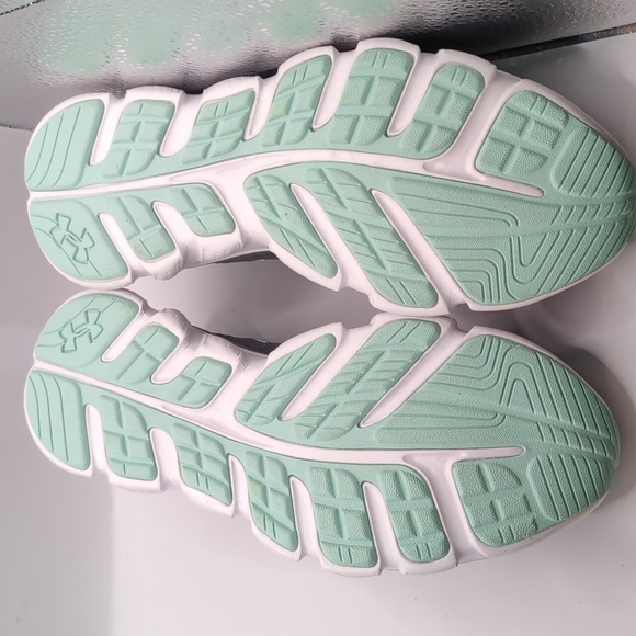 Under Armour Women's Micro G Assert Gray Athletic Running Never Worn Size 10 - Picture 6 of 8